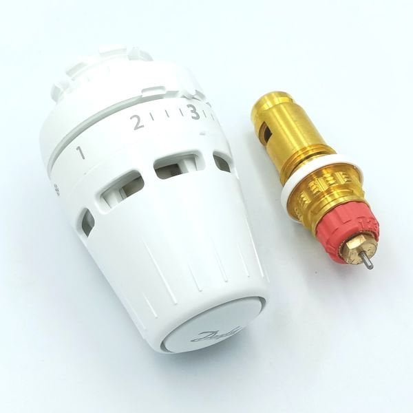 Regus Radiator Thermostat and Compact Radiator Core