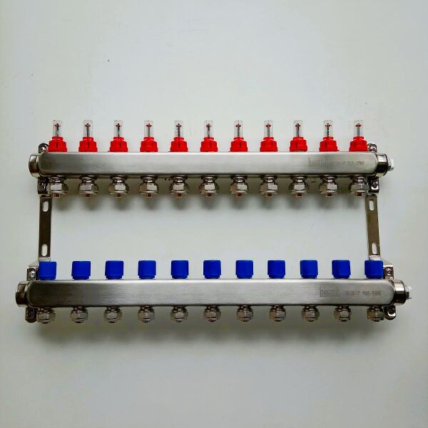 11 Ağızlı Yerden Isıtma Kollektör seti, Paslanmaz, Gidiş Debimetreli, Dönüş Manuel (aç/kapa), manuel hava purjörleri üzerinde, askı kelepçe seti dahil,  Bağlantı (16x2 Pex)